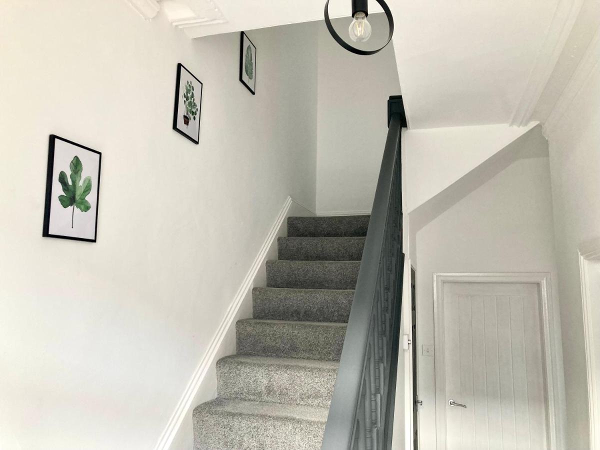 Апартаменти High Barnes 3 Bed House With Parking, Sleeps 7, Quiet Location Сандерленд Екстер'єр фото